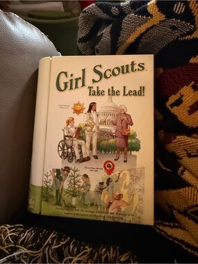 : Take the Lead! – Cream Cover Kids Learning Book